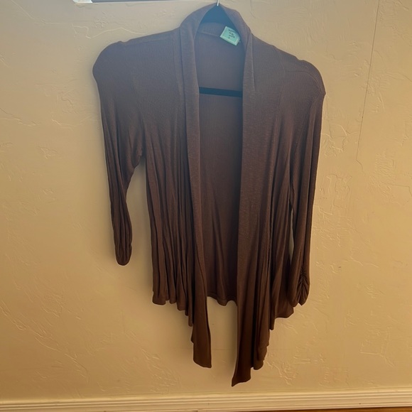 H.I.P - Picture 1 of 1